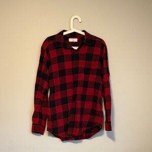 TNA Women's Red and Black Plaid Button Down Shirt